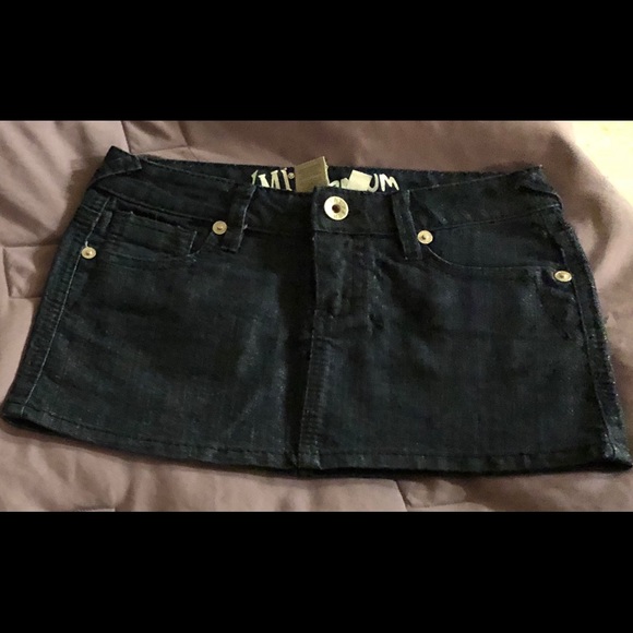 YMI - Picture 4 of 4